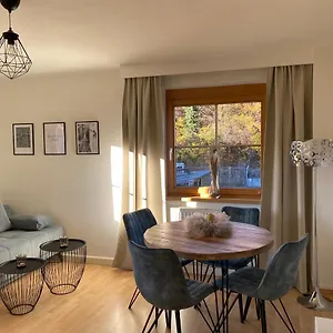 https://reise-im-minimalistischen-stil-wohnung-innsbruck.innsbruckaustriahotels.com